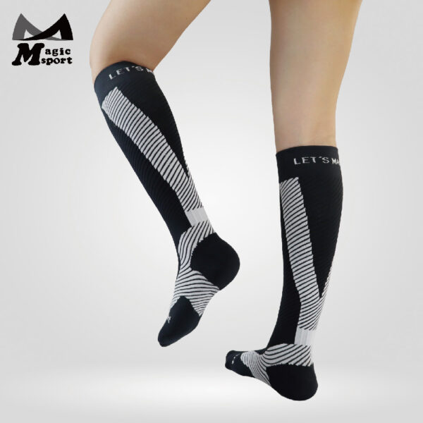 JG-336_ Kinesio Taping Stripe Compression Knee High Socks-00